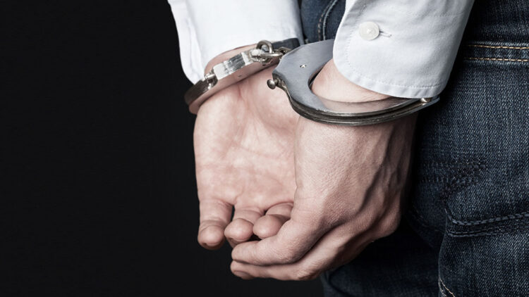 Laleli'de pos cihazıyla hayali işlem operasyonu; 60 gözaltı