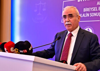 Hakim ve savcıların en büyük sorumluluğu adaleti tesis etmektir
