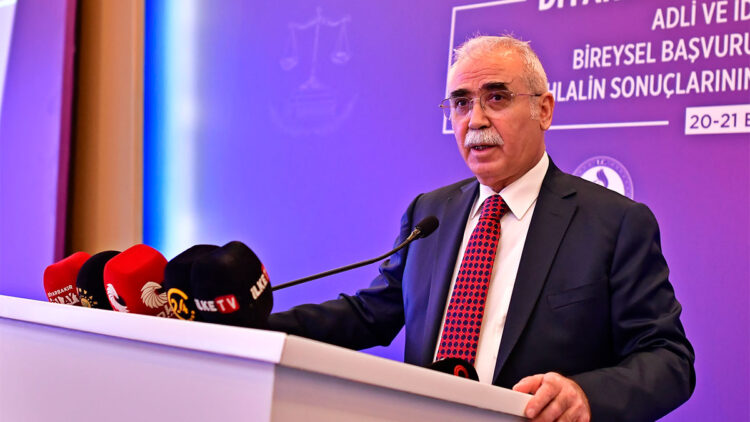 Hakim ve savcıların en büyük sorumluluğu adaleti tesis etmektir