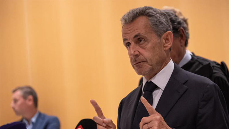 Nicolas Sarkozy yarın cezaevine girecek