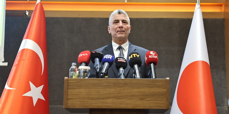 Mal ve hizmet ihracatında, Cumhuriyet tarihimizin rekorunu kırdık