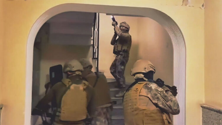 İstanbul merkezli 8 ilde düzenlenen operasyonlarda 189 kişi gözaltına alındı