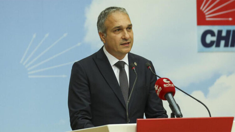 Resmi bayramlarda Erdoğan'ın fotoğrafının kullanılması için okullara genelge mi gönderildi?