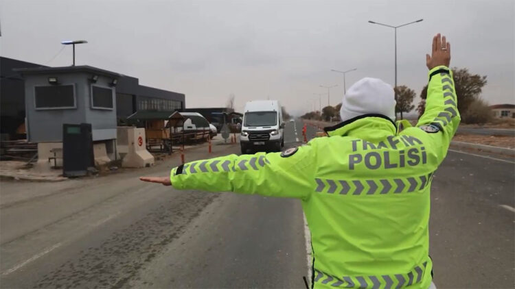 İstanbul'da yarın bazı yollar trafiğe kapatılacak