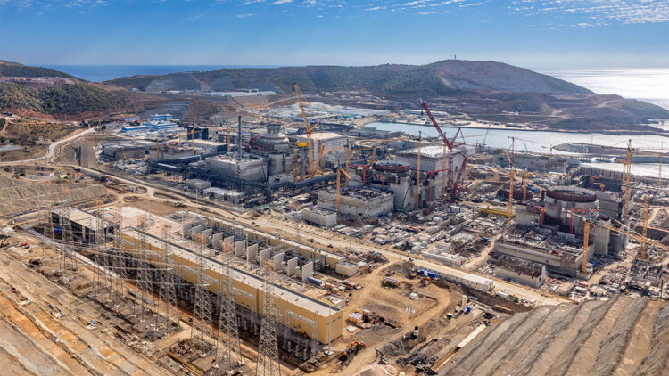 Elektrik talebindeki artış nükleer enerjiyi yeniden gündemin ilk sırasına taşıdı