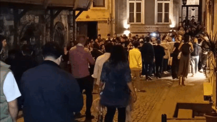 ‘Eşref Rüya’ setinde hayran izdihamı