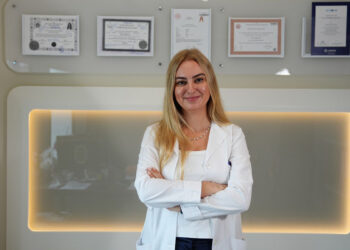 Uykusuzluk ve alkol küme baş ağrısını tetikleyebilir