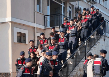 7 ilde sahte borsa uygulamasıyla dolandırıcılığa 12 tutuklama