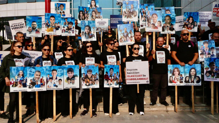 Bir kez daha adalet için buradayız, adalet artık susmasın