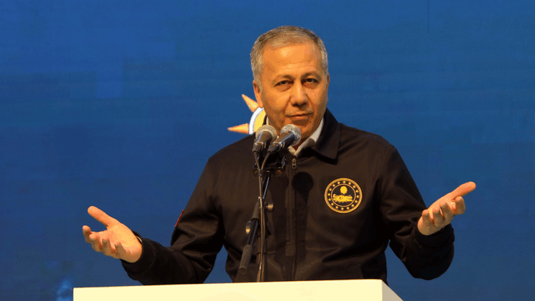 8 Aralık'tan bugüne 550 bin Suriyeli ülkesine döndü