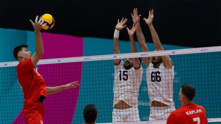 A Milli Erkek Voleybol Takımı gümüş madalya kazandı