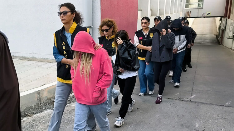 Hayali 'inşaat demiri' satışıyla 19 milyon lira dolandırdılar; 22 tutuklama