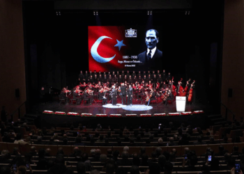 AKM'de Atatürk'ü anma programı düzenlendi