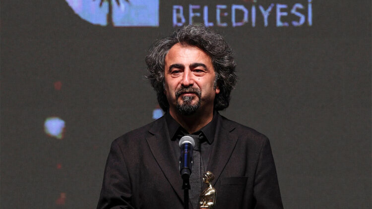 Altın Portakal'a 7 ödülle 'Tavşan İmparatorluğu' damga vurdu