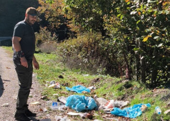 Dumanlı Yaylası'nda biriken çöp yığınlarına tepki