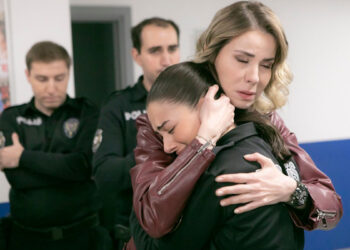 Arka Sokaklar ‘Uyandırın anamı söyleyin gidiyorum’la ağlatacak