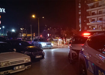 Bekçilere belindeki silahı gösteren şüpheli gözaltında
