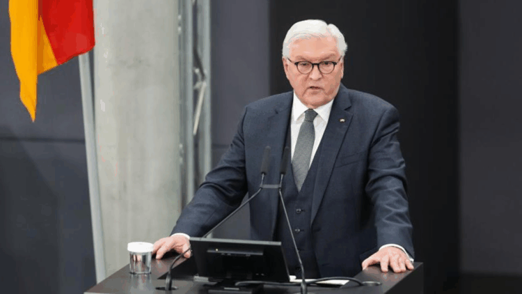 Almanya Cumhurbaşkanı Steinmeier'den zorunlu askerlik açıklaması