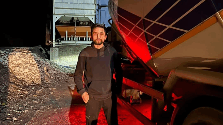 Arızayı giderirken silobas tankının altında kalan TIR şoförü öldü