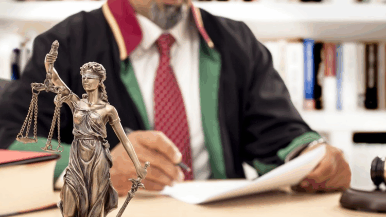 Avukatlık ücretleri yeniden düzenlendi