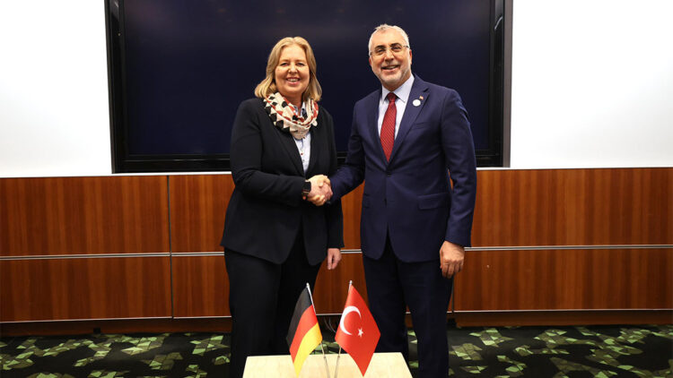 Bakan Işıkhan, Almanya Çalışma ve Sosyal İşler Bakanı ile görüştü