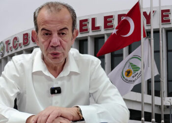 Bolu Belediyesi önündeki Türk bayrakları yarıya indirildi