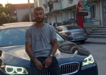 Boşandığı eşiyle ilişkisi olduğunu iddia eden arkadaşı bıçaklamıştı, kurtarılamadı