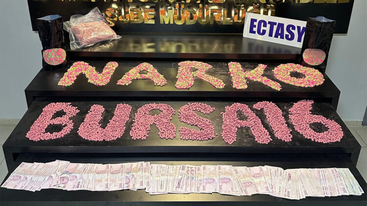 Bursa'da 20 bin adet ecstasy hap ele geçirildi