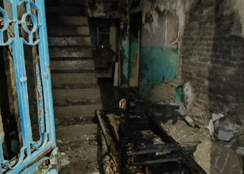 Bursa'da evini ateşe verdi; hastaneye kaldırıldı