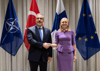 Bakan Fidan, Finlandiya Dışişleri Bakanı Valtonen ile görüştü