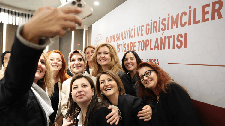 Bakan Göktaş, kadın sanayici ve girişimcilerle buluştu