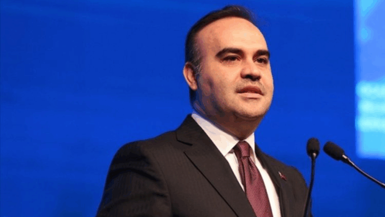 Bakan Kacır'dan araştırmacılara 'Uzay Kongresi' daveti