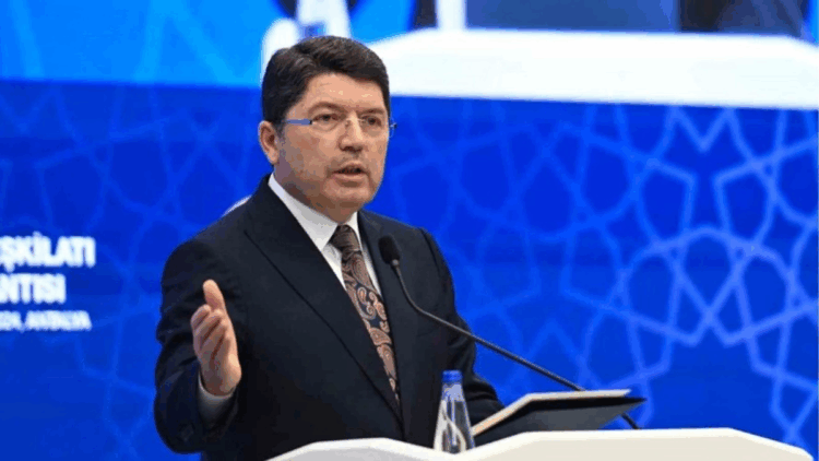 Bakan Tunç'tan casusluk soruşturmasına ilişkin açıklama