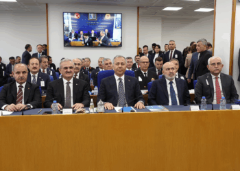 Bakan Yerlikaya duyurdu; Türkiye'deki yabancı sayısı 3 milyon 615 bin