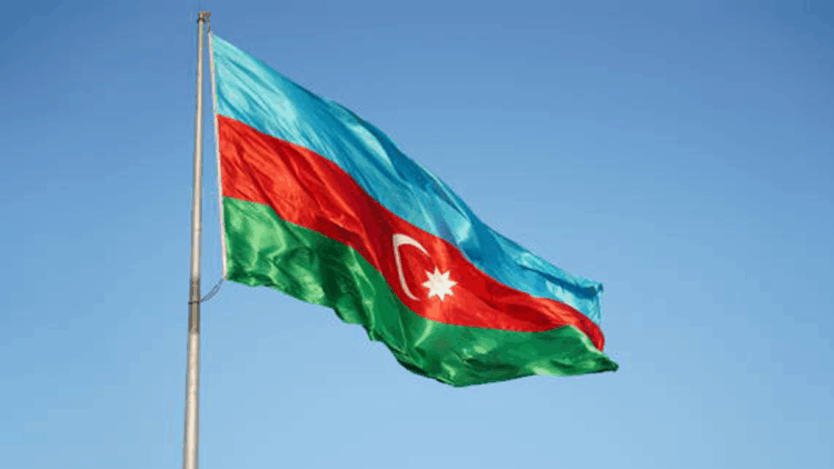 Bakü'de bir iş merkezinde patlama meydana geldi