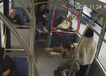 Belediye otobüsü şoförü, kalp krizi geçiren yolcuyu hastaneye yetiştirdi