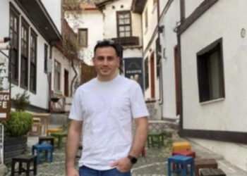 Şehit astsubay Burak İbbiği'nin babaevine şahadet haberi verdi
