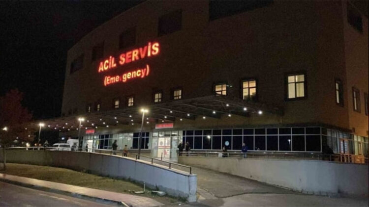 Çorum'da 8 kişi, zehirlenme şüphesiyle hastaneye kaldırıldı