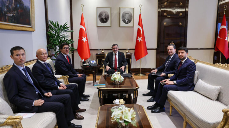 Cevdet Yılmaz Kırgızistan Bakanlar Kurulu Başkan Yardımcısı ile görüştü
