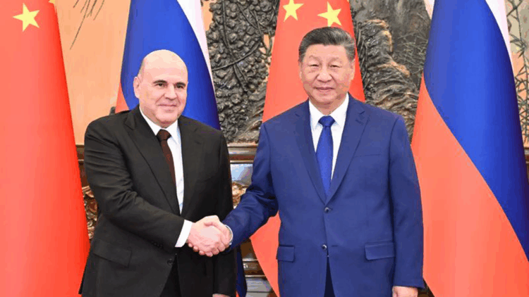 Çin Devlet Başkanı Şi, Rusya Başbakanı Mihail Mişustin ile görüştü