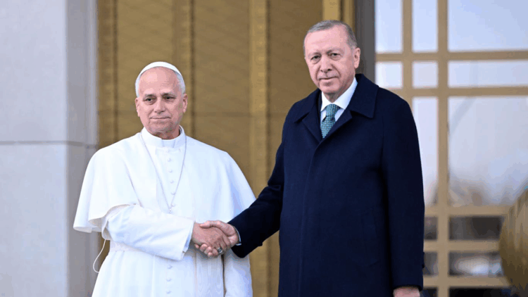 Cumhurbaşkanı Erdoğan, Papa 14'üncü Leo'yu resmi törenle karşıladı