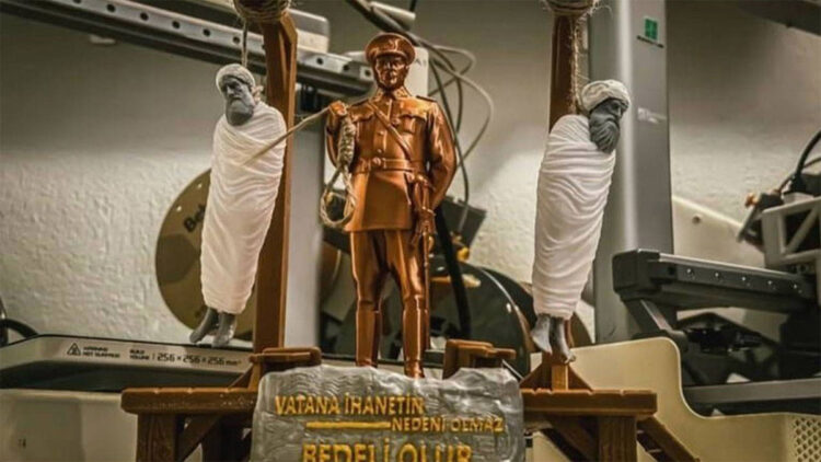 Cumhuriyet Muhafızı adlı ürün satıştan kaldırıldı