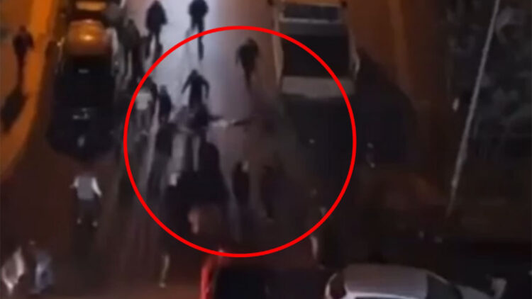 Diyarbakır'da düğün salonu önünde silahlı kavga; 1 ölü, 3 yaralı