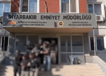 Diyarbakır merkezli 3 ilde organize suç örgütüne operasyon: 25 tutuklama