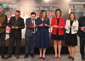 Down sendromlu sanatçı Madaslı'nın serigisi Tekirdağ'da