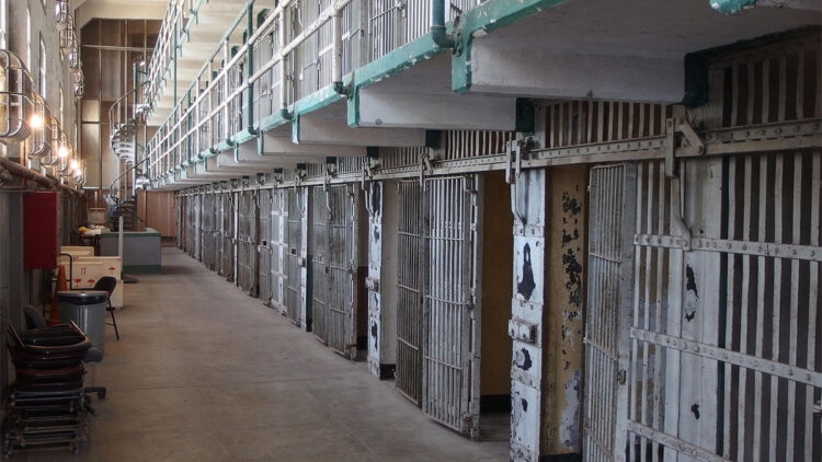 Cezaevinde 27 mahkum ölü bulundu