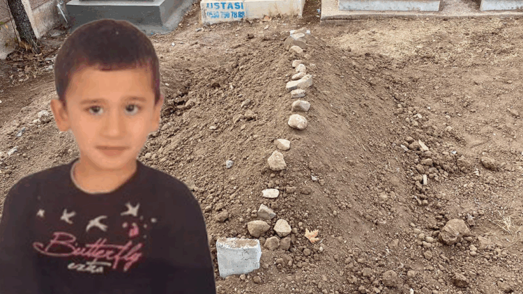 Elazığ'da cansız bedeni bulunan Otizmli Veysel, toprağa verildi