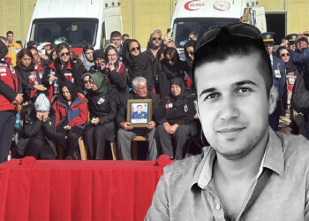 Emrah Kuran'ın tabutuna sarılan kardeşleri gözyaşı döktü