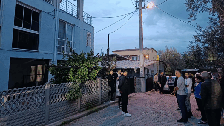 Engelli kızını pompalı tüfekle öldürüp, intihar etti