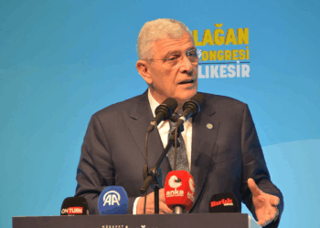Erdoğan'ı Atatürk'ün ruhuna kuran okumaya davet ediyorum